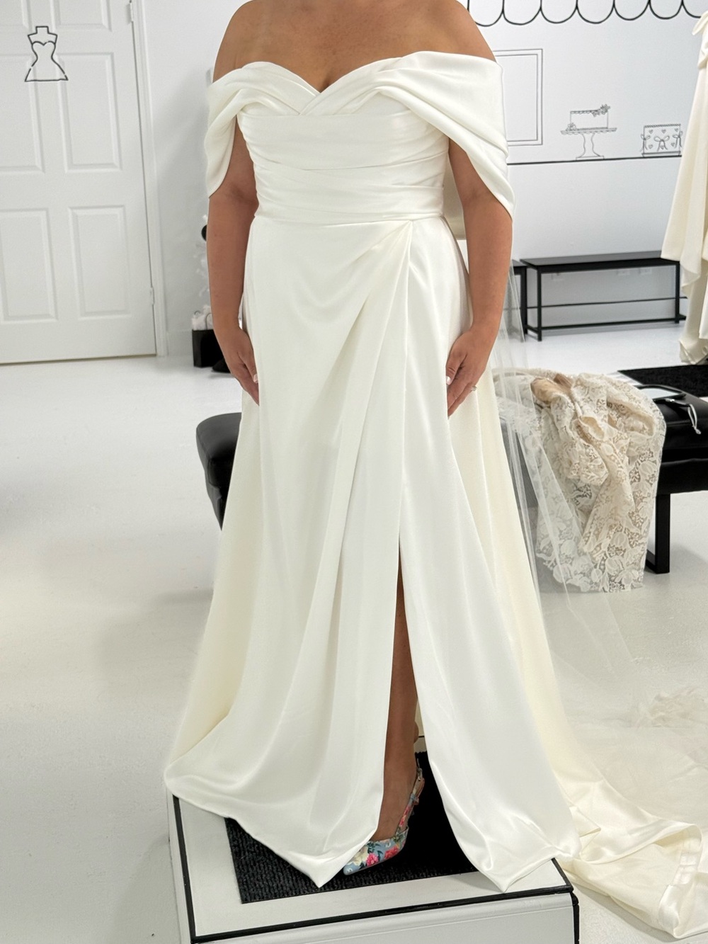 Justin Alexander Signature Sexton Gown